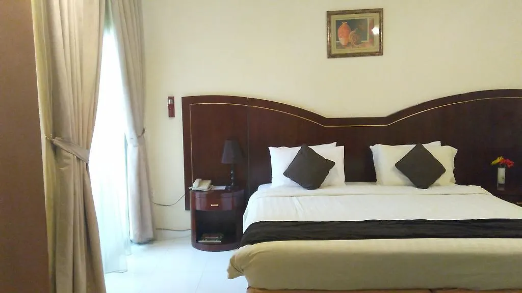 Royal Crown Suites Sharjah