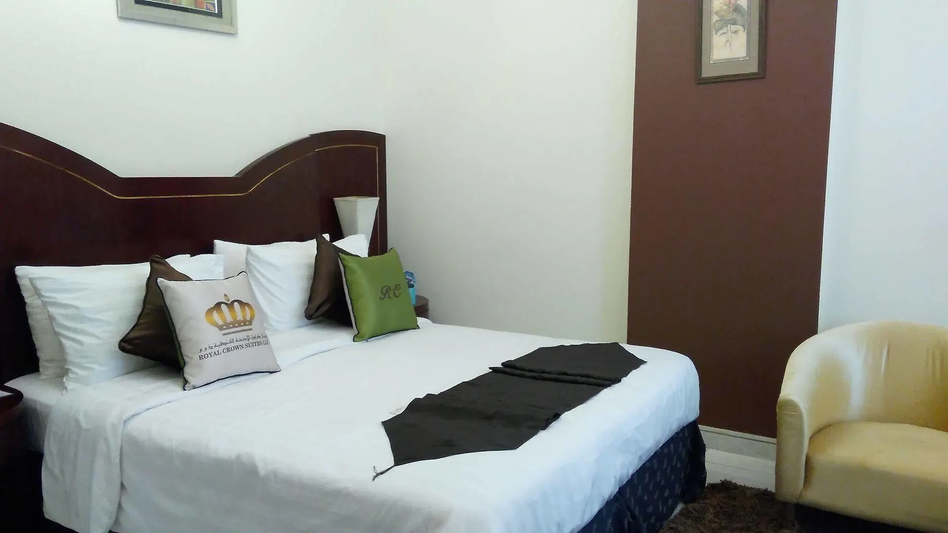 Royal Crown Suites Sharjah Aparthotel