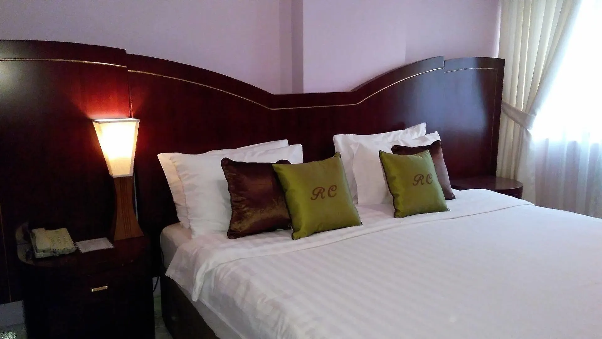 Aparthotel Royal Crown Suites Sharjah